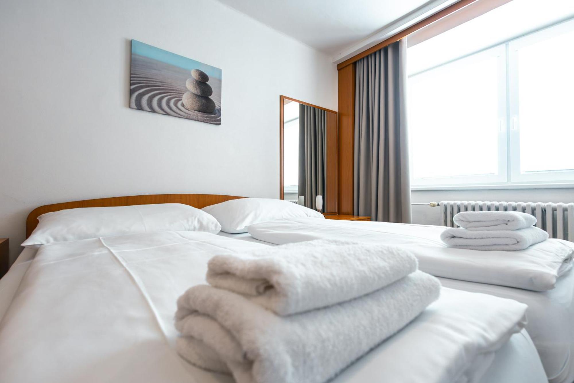 Hotel Garni Vsb オストラヴァ エクステリア 写真